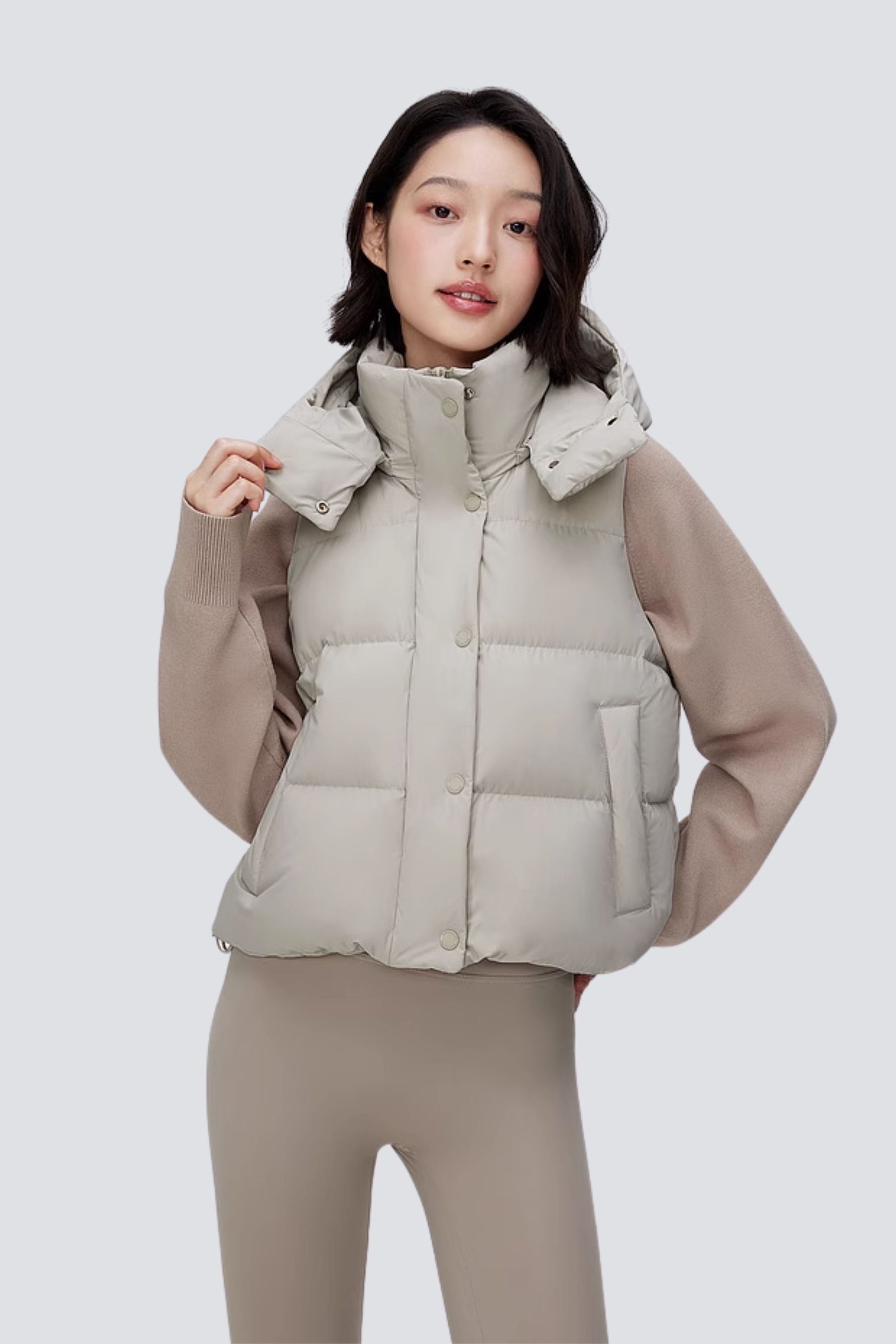 Feel the Cloud women’s down gilet with detachable hood