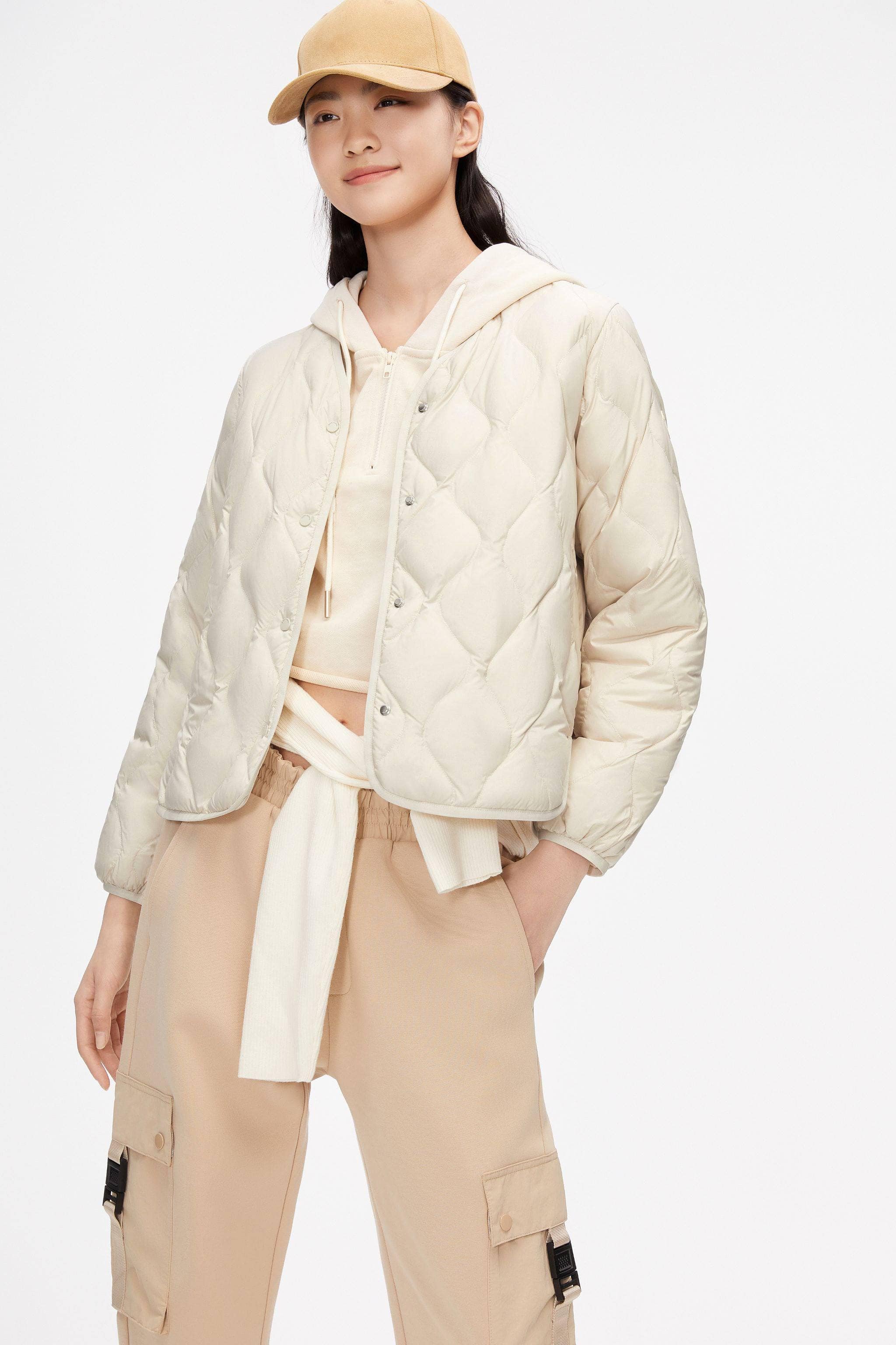 BOSIDENG 2023 Women's Quilted Lightweight Down Jacket Jacket 4 / Beige