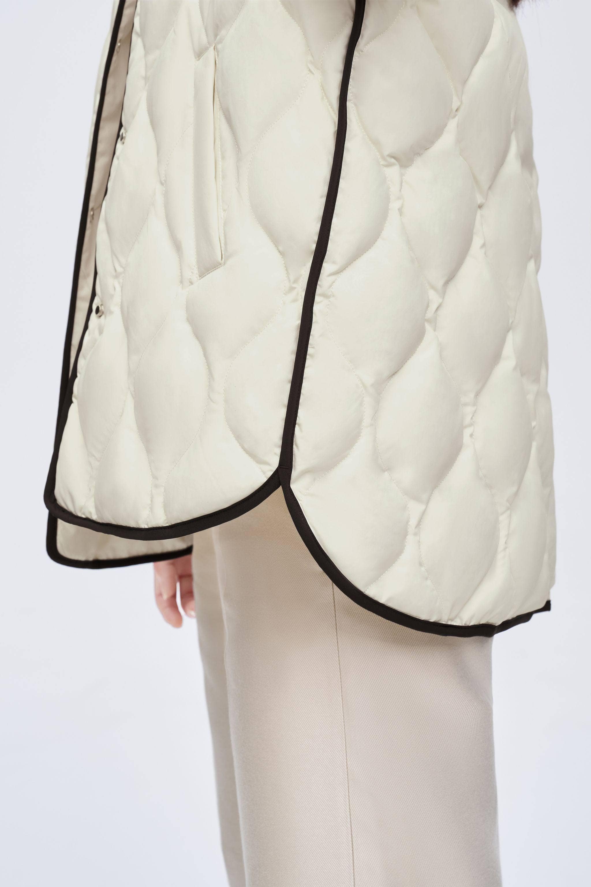 BOSIDENG 2023 Diamond Quilted Down Shacket Jacket