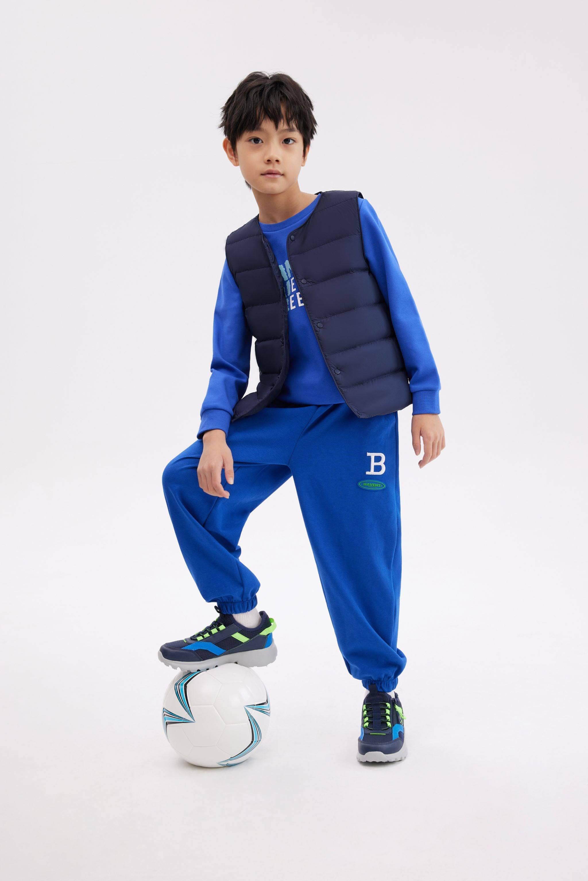 Kid's Ultra-light Down Gilet — Experience ultimate comfort and warmth with our lightweight soft-touch fabric — view 3; water-resistant