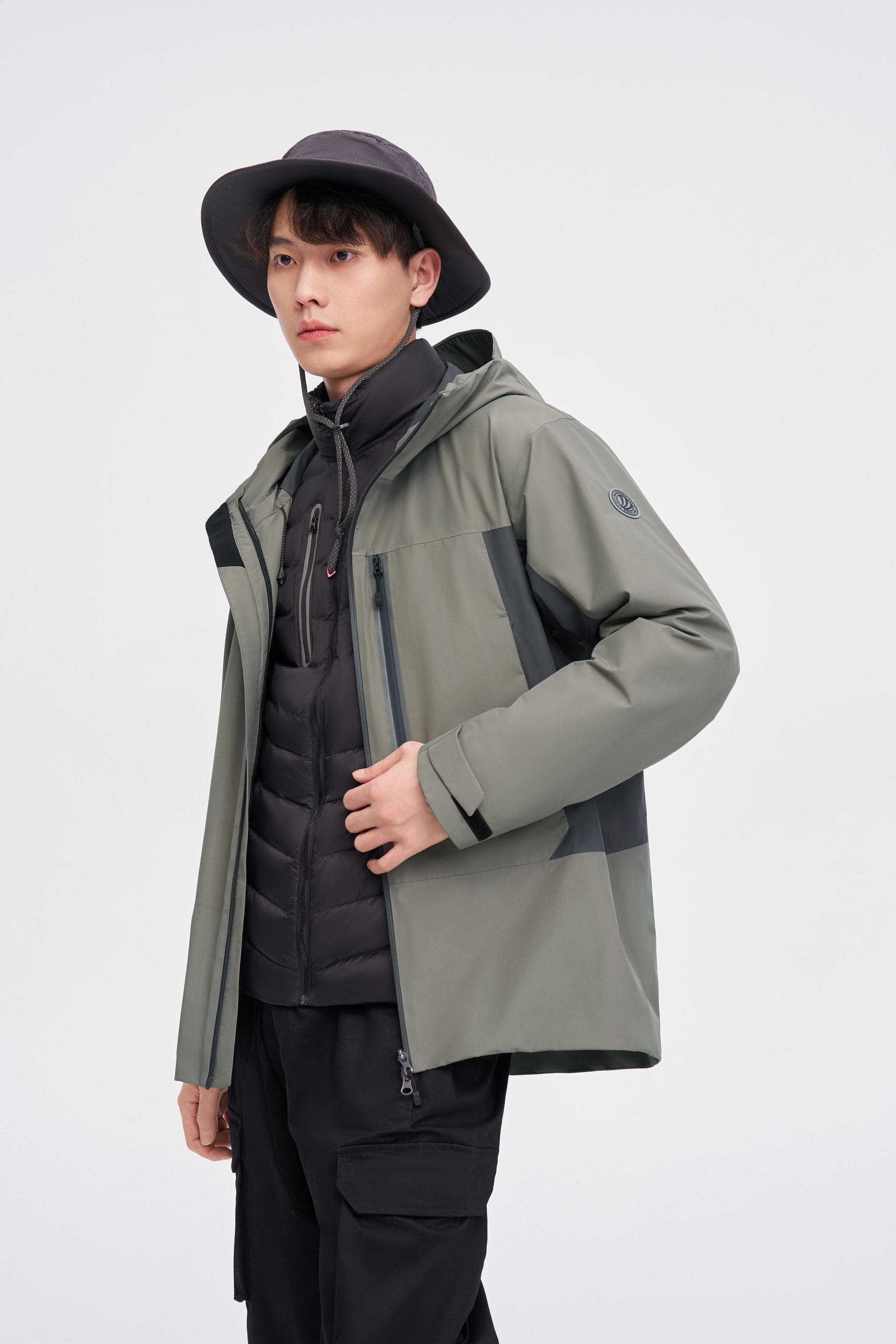 3 in 1 All Weather Goose Down Parka 2420 — Explore our 3-in-1 All-Weather Jacket, meticulously crafted to excel in all in Grey, sizes M–XL; waterproof, windproof