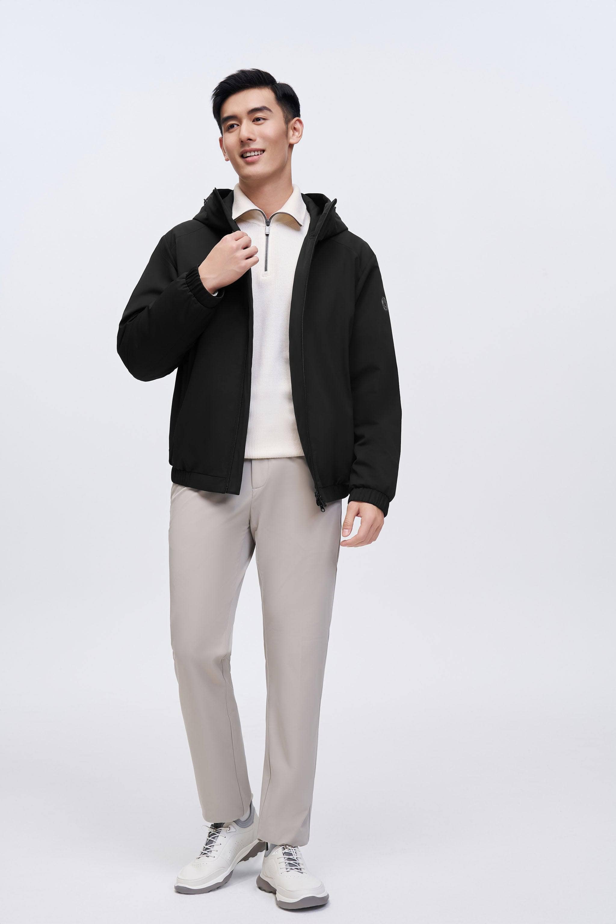 Men's Goose Down Anti-creases Jacket — The Men's Goose Down Jacket offers a sophisticated H-shape silhouette; windproof