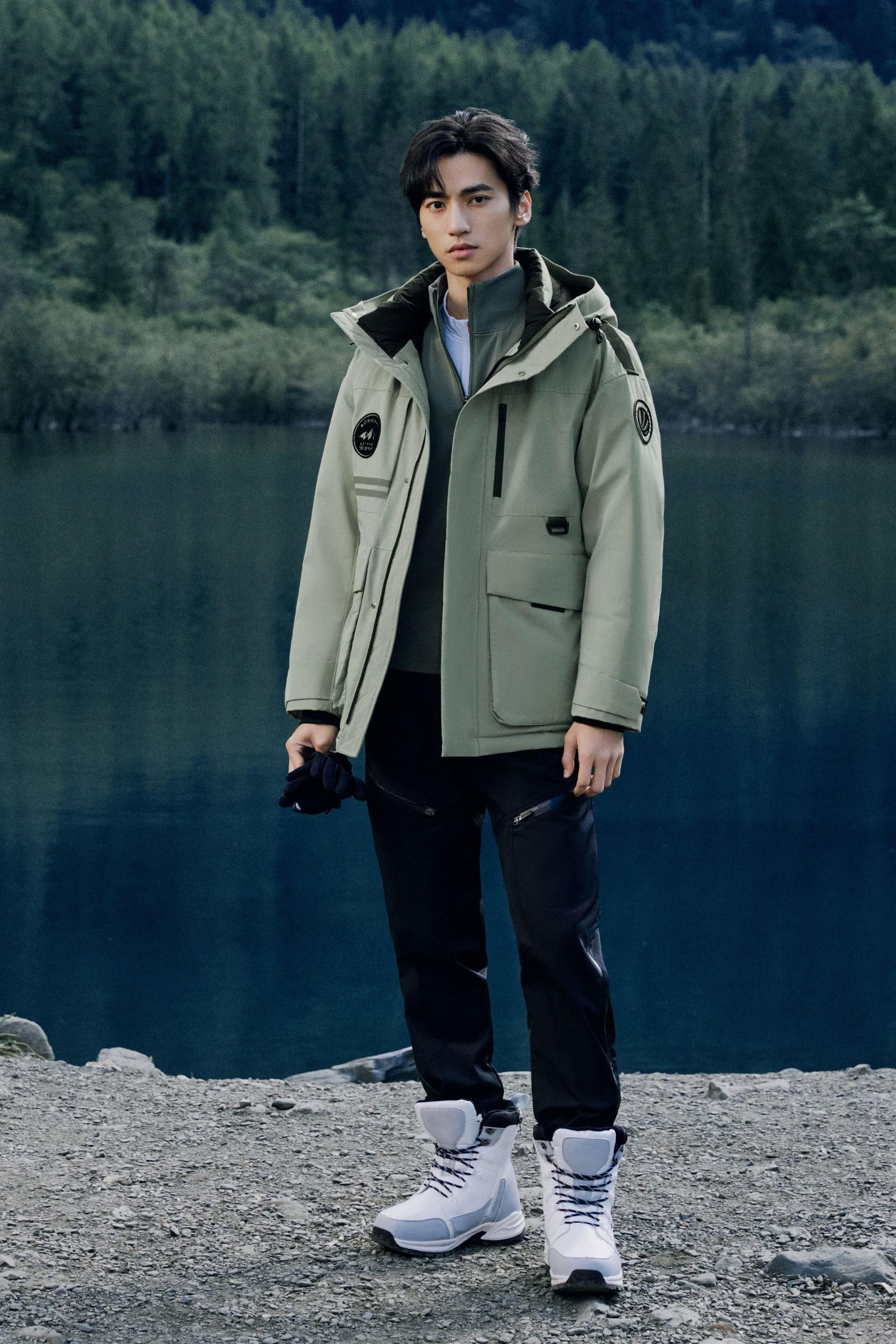 BOSIDENG 2023 Men's Light Extreme Goose Down Jacket 2327 Jacket