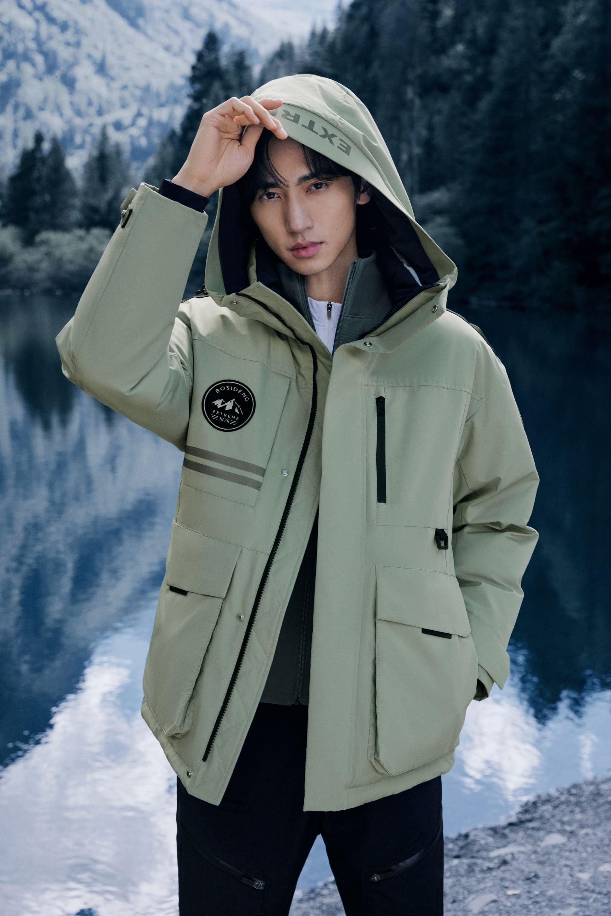 BOSIDENG 2023 Men's Light Extreme Goose Down Jacket 2327 Jacket