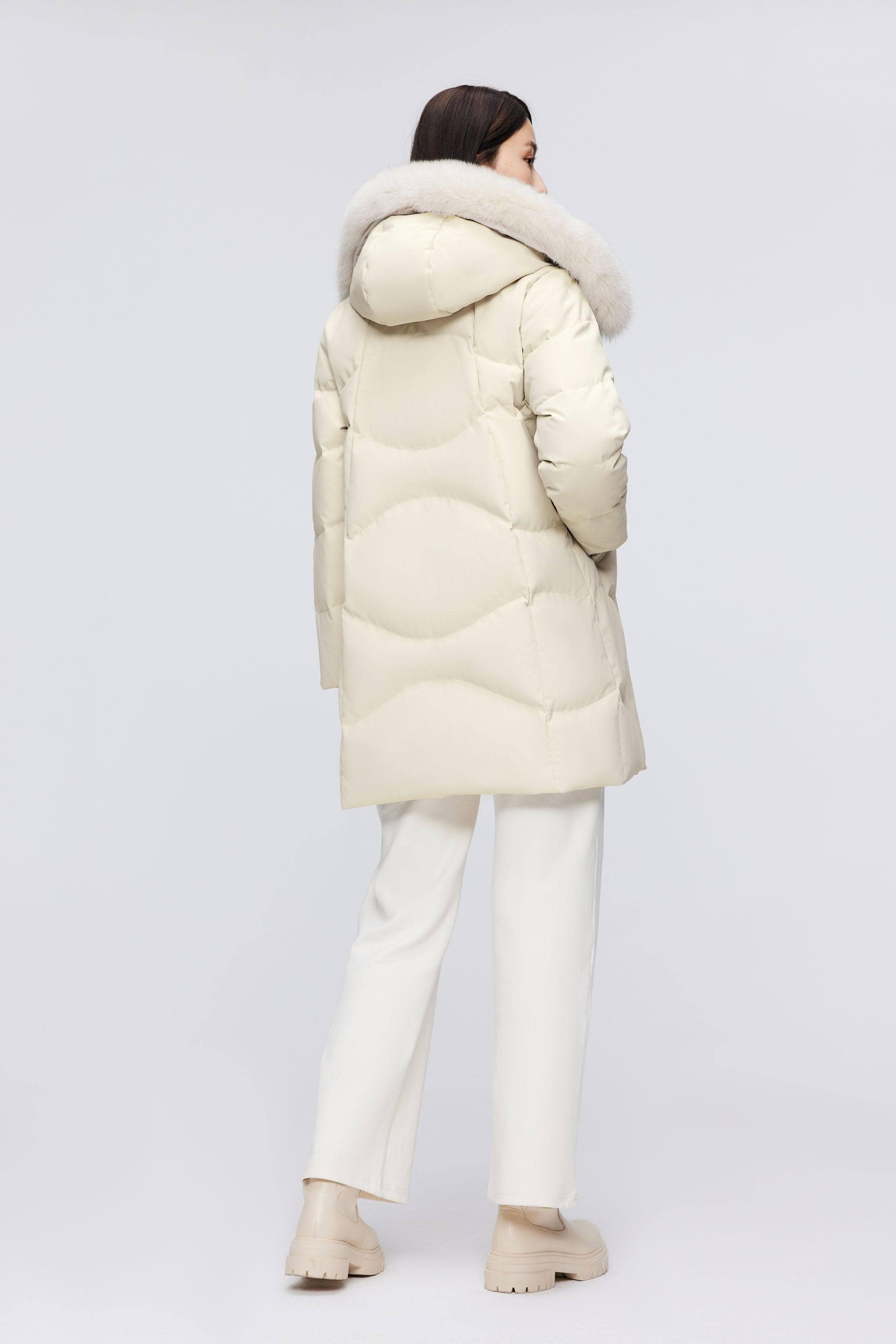 BOSIDENG 2023 Women's Classic Casual Down Parka with Fur 5126