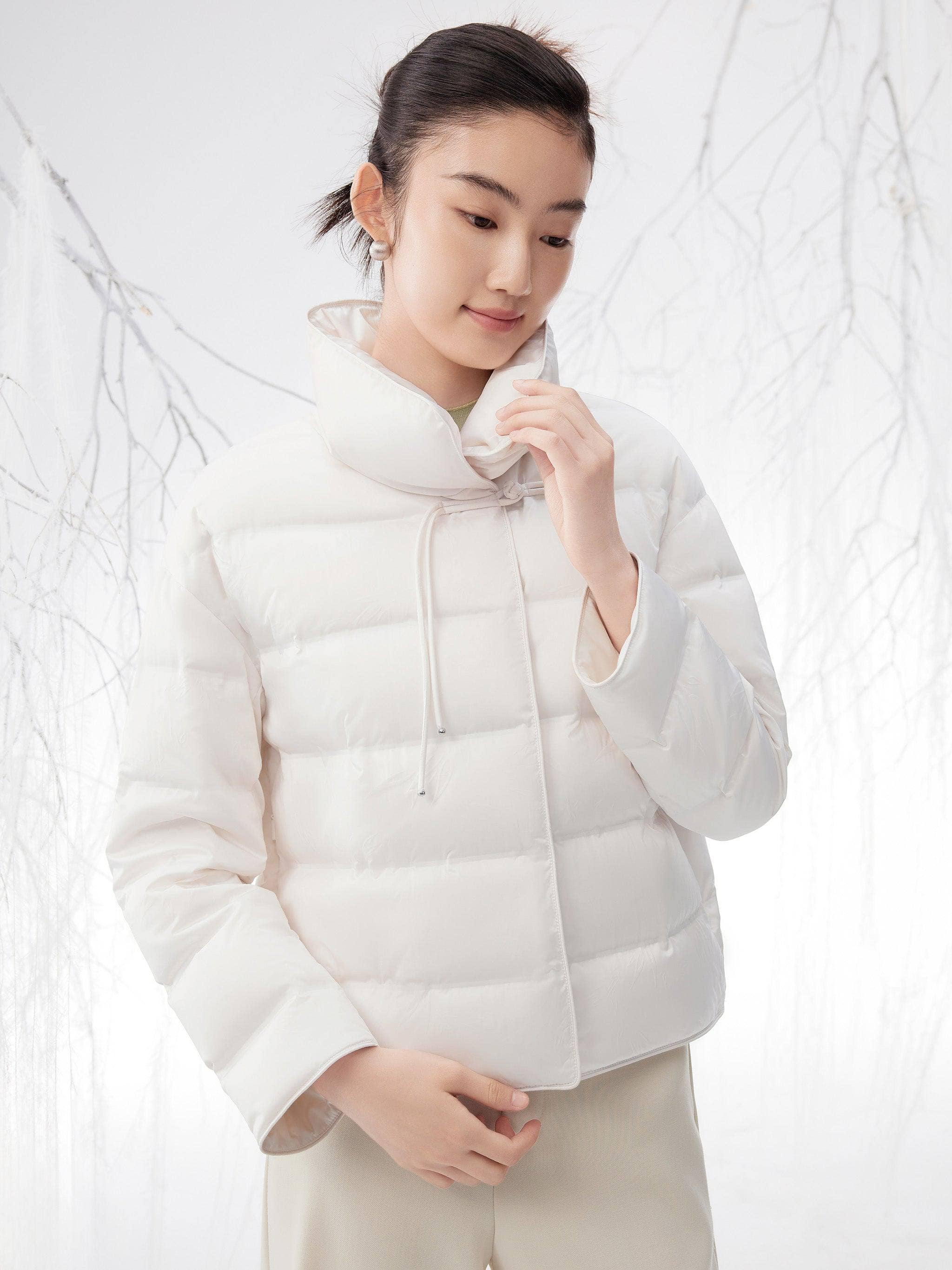 BOSIDENG 2024 Women's Oriental Short Goose Down Jacket 4126 16 / Birch White