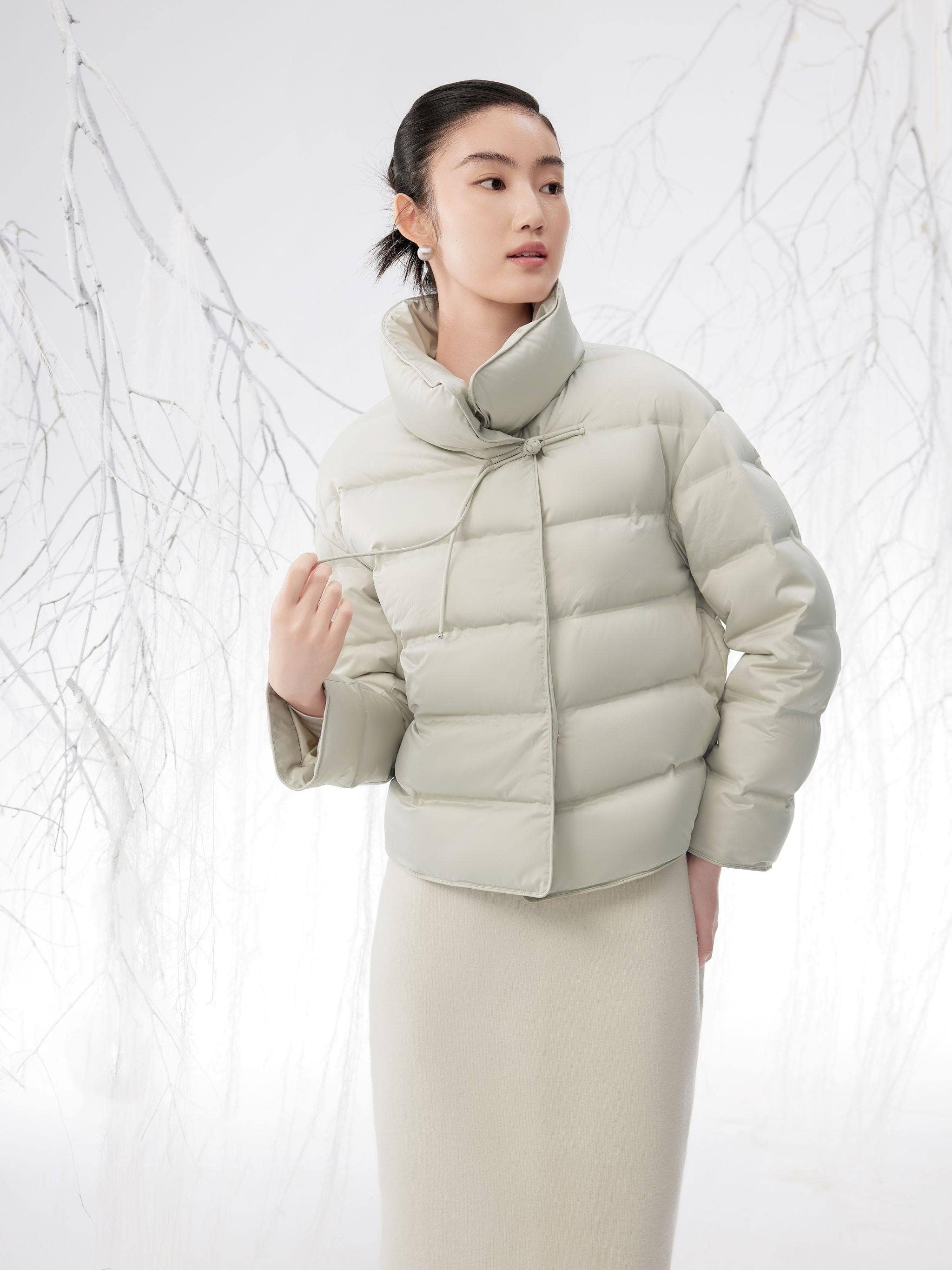 BOSIDENG 2024 Women's Oriental Short Goose Down Jacket 4126 16 / Olive Green