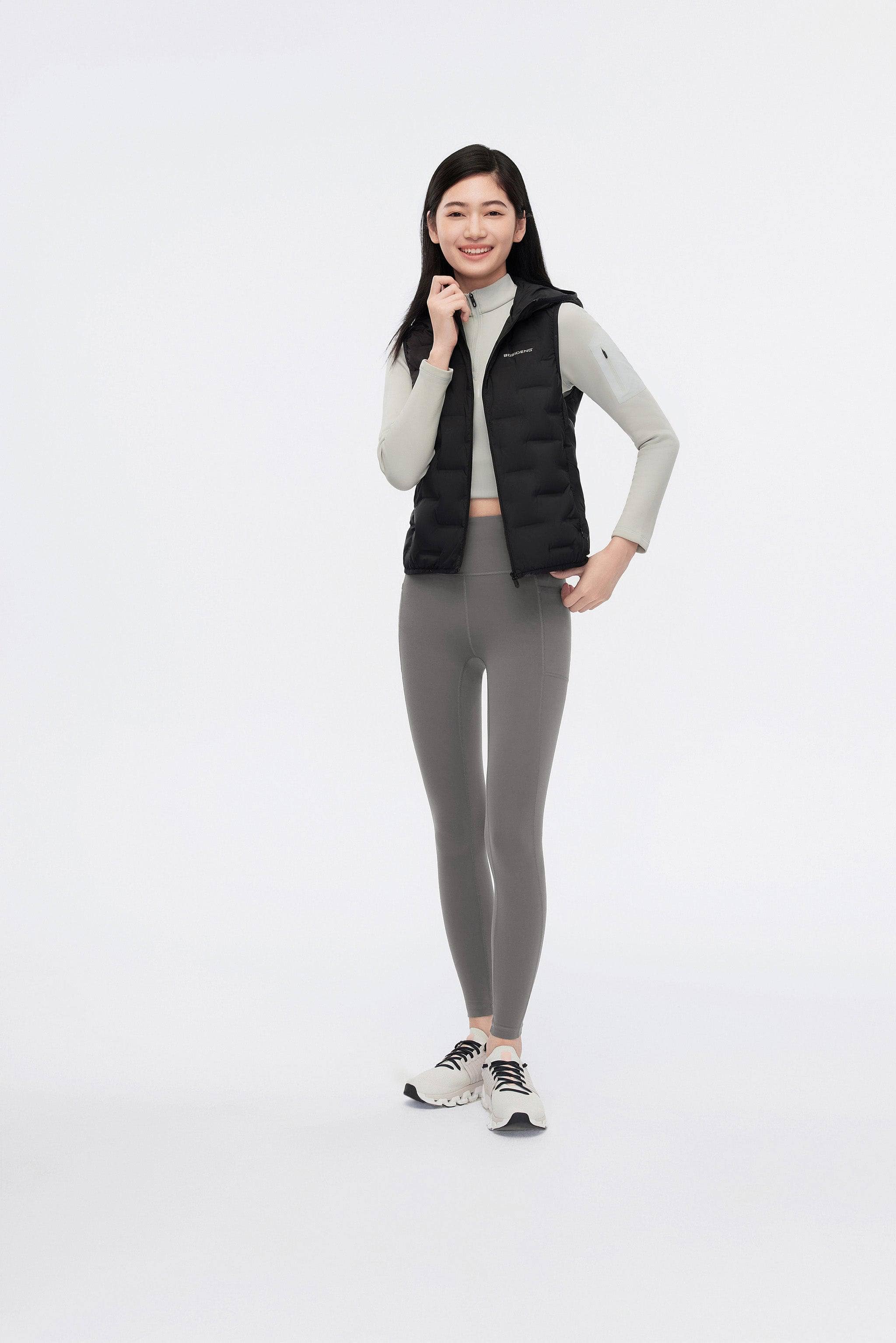 Women's Goose Down Hooded Gilet 1032 — Discover the Women's Goose Down Hooded Gilet — view 13; windproof