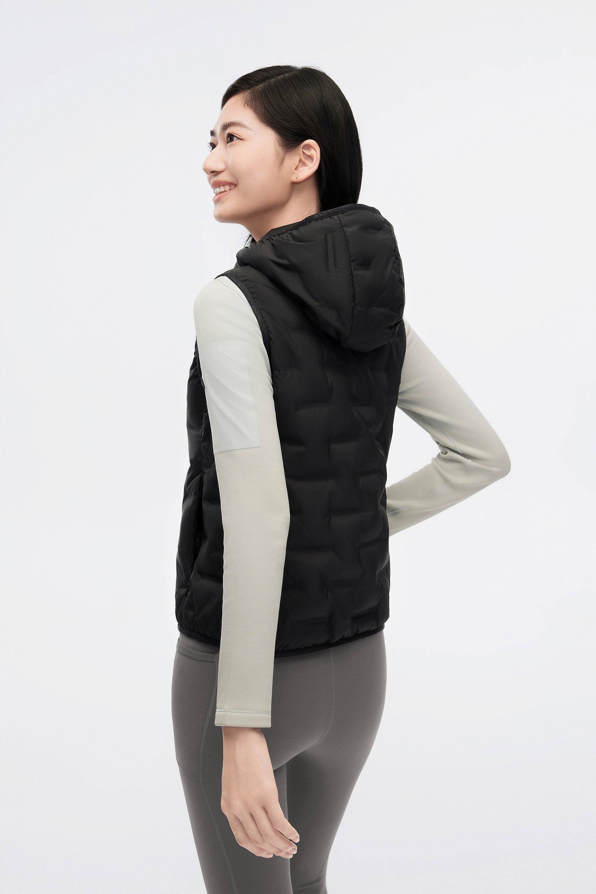 Women's Goose Down Hooded Gilet 1032 — Discover the Women's Goose Down Hooded Gilet — view 12; windproof