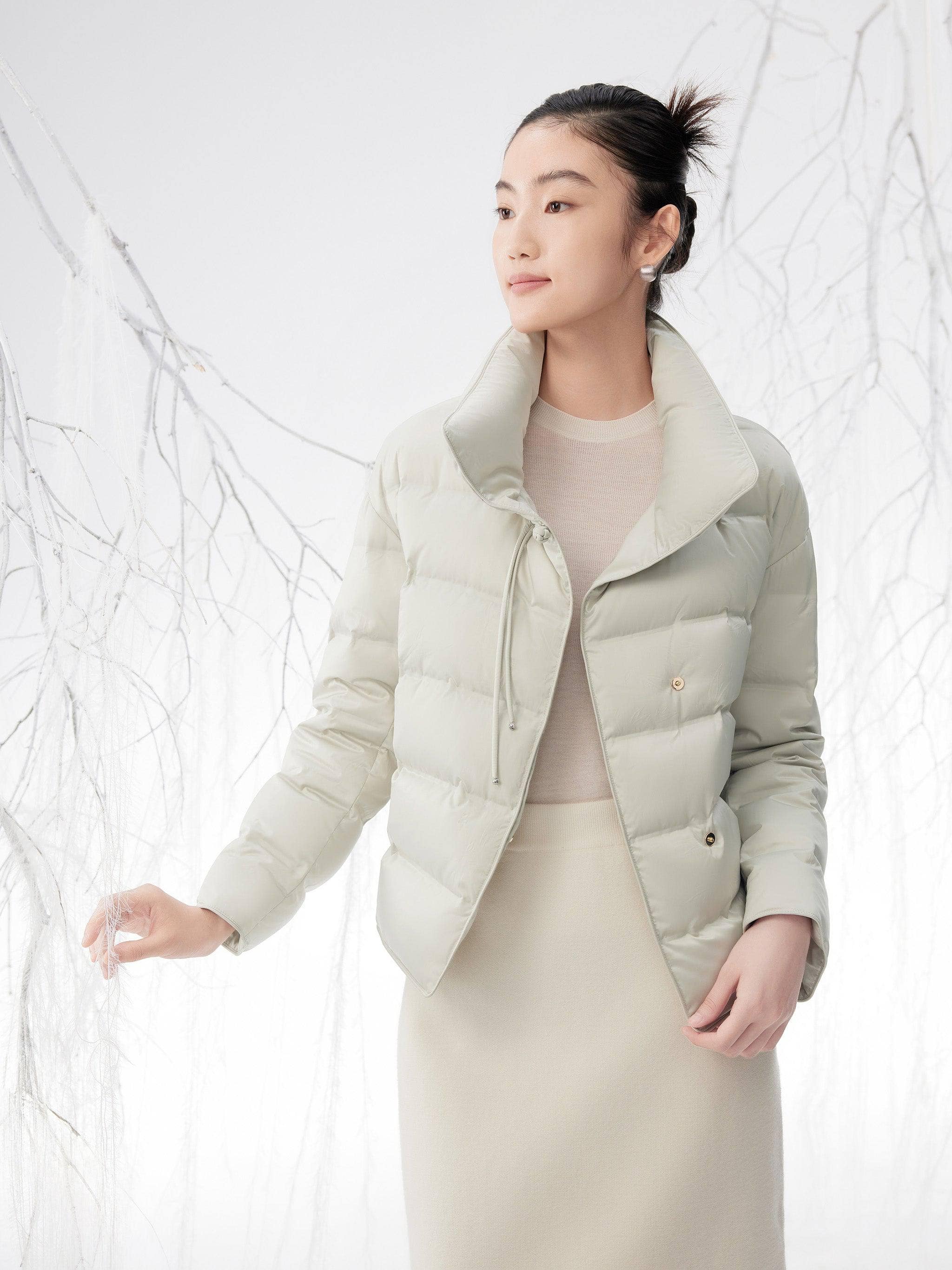 BOSIDENG 2024 Women's Oriental Short Goose Down Jacket 4126
