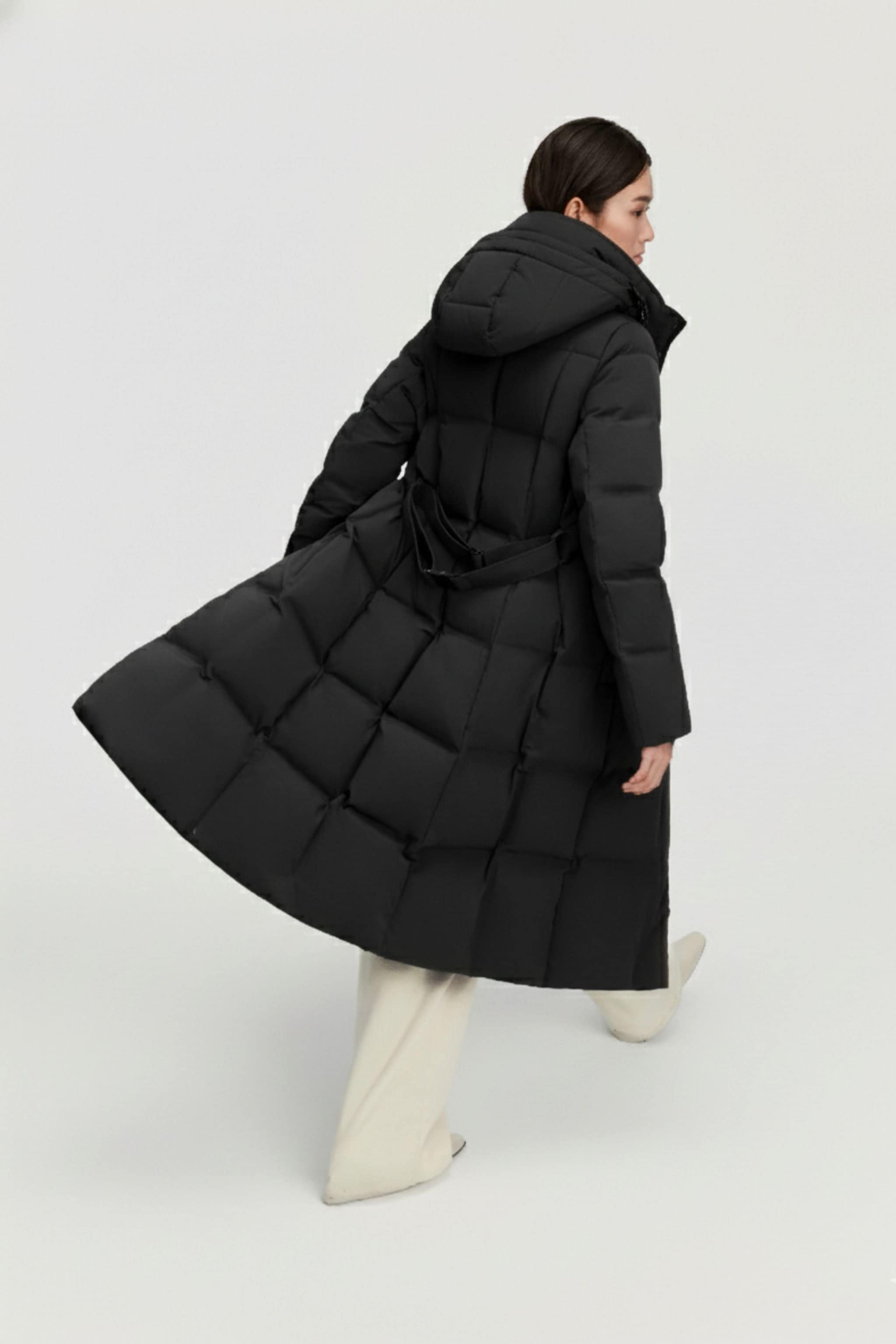 BOSIDENG 2025 Women's Business Classic Hooded Goose Down Jacket With Belt 156 Jacket