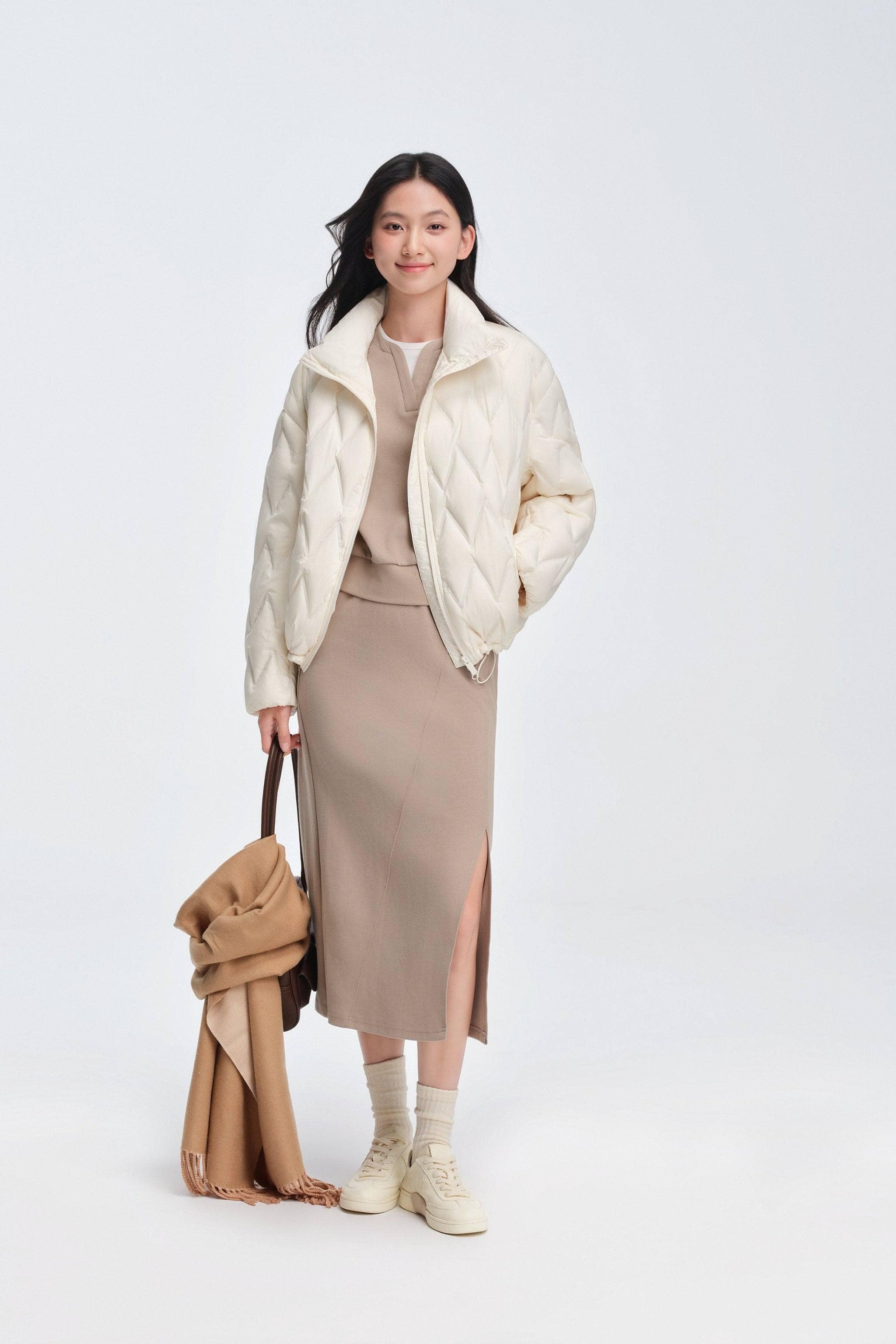 BOSIDENG 2025 Women's Standing Collar Bonded Quilting Down Jacket Jacket