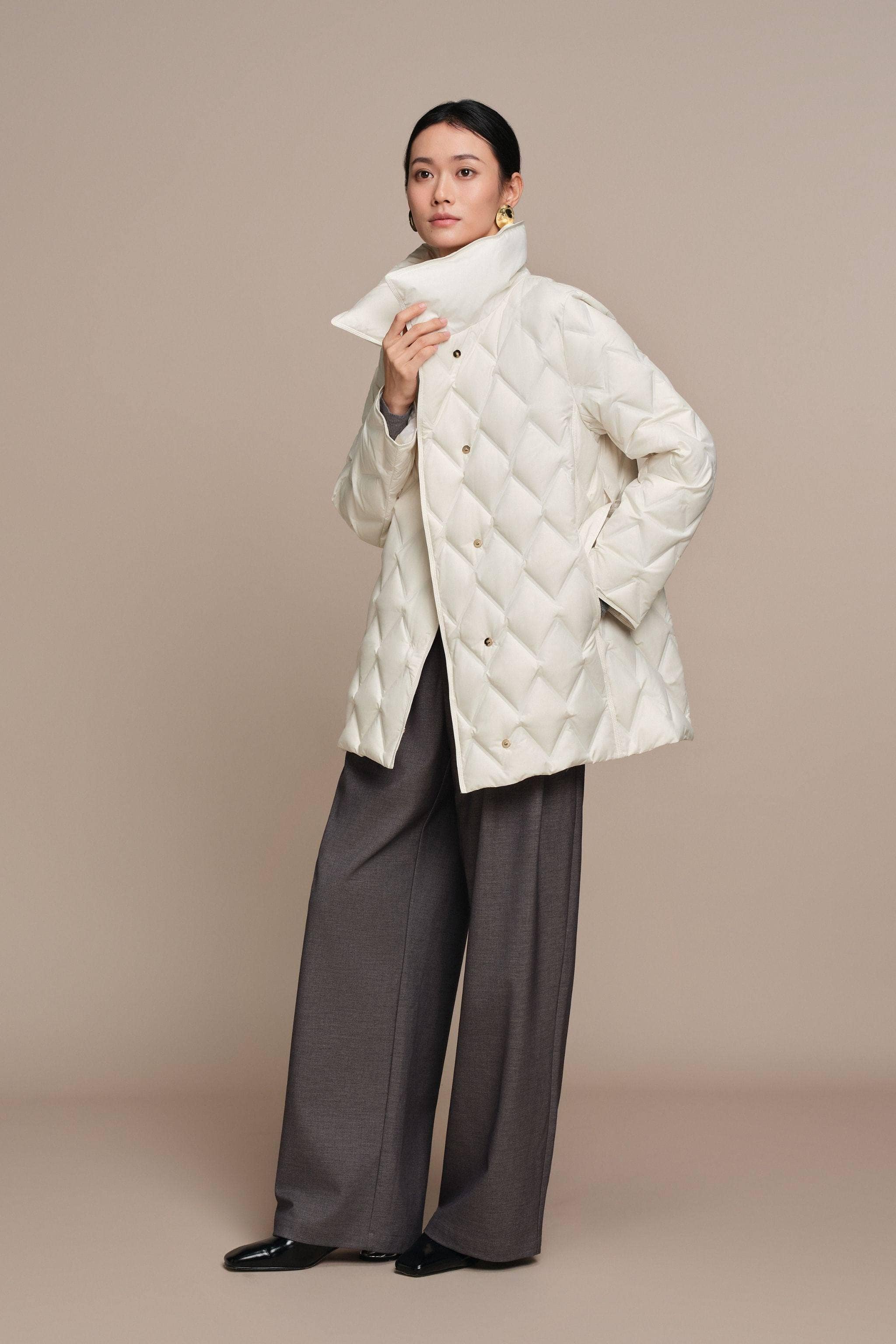 BOSIDENG 2025 Women's Waist Length Goose Down Business Jacket With Belt Jacket