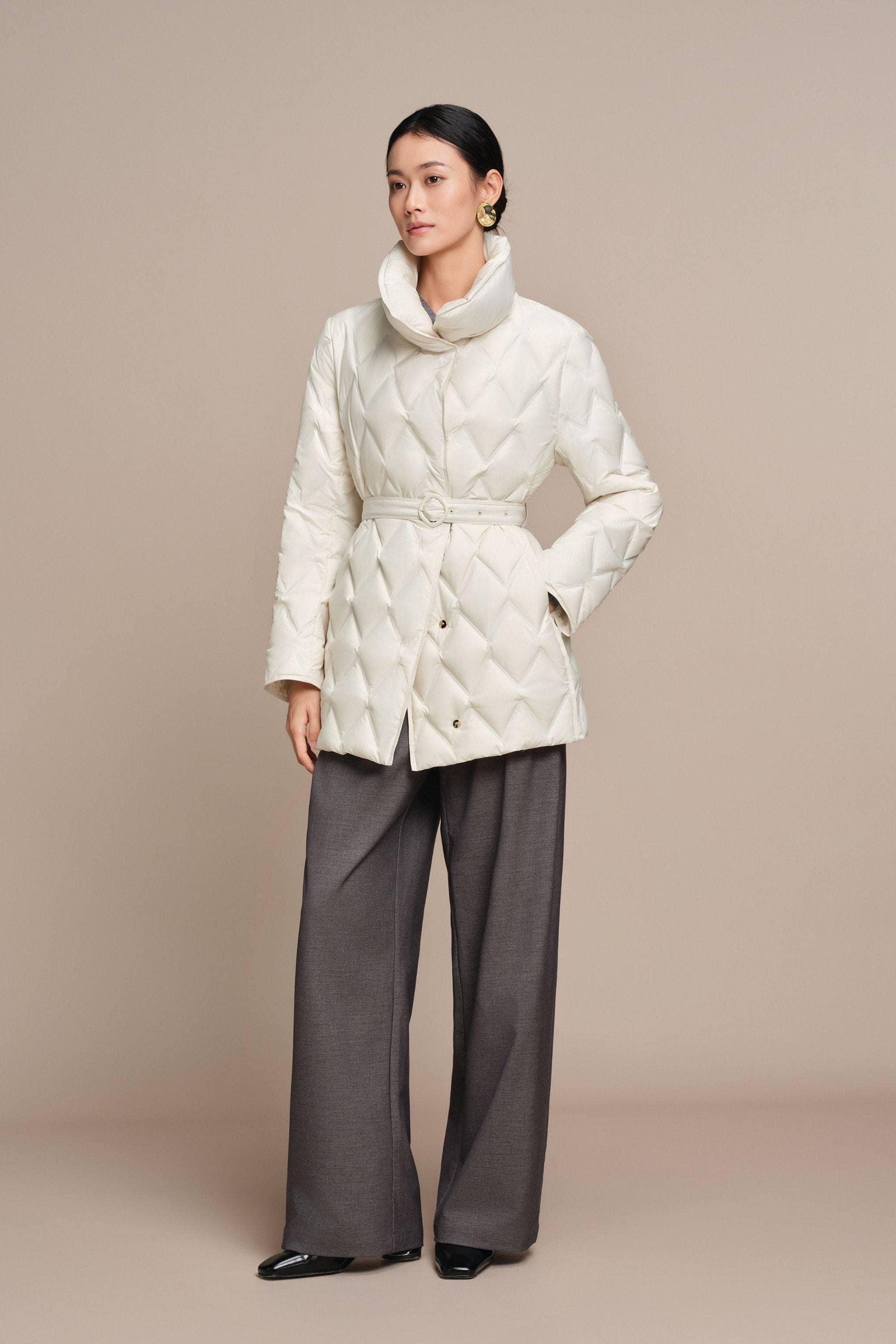 BOSIDENG 2025 Women's Waist Length Goose Down Business Jacket With Belt Jacket