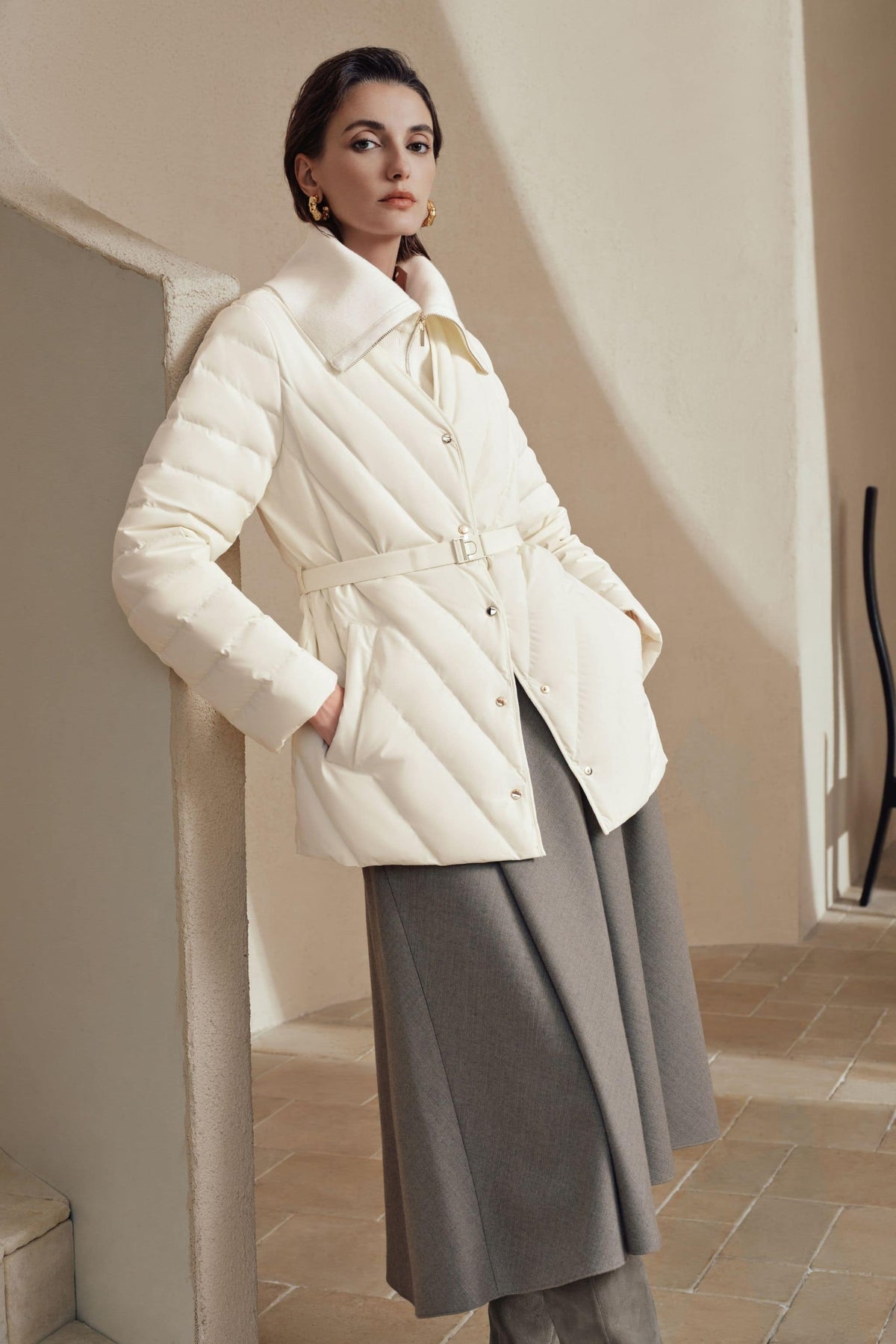 Womens Lapel Collar Goose Down Jacket 152