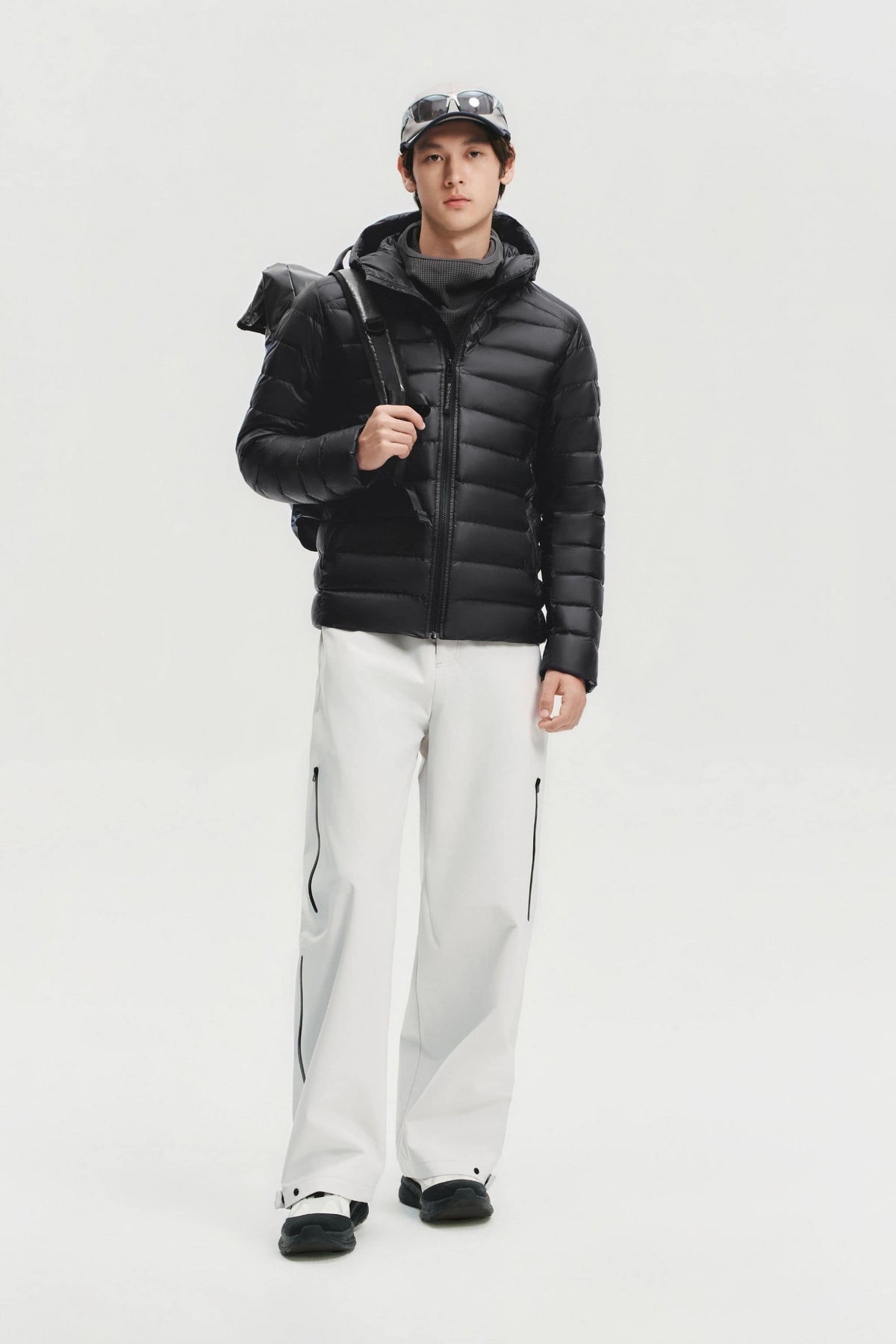 Mens Water-Repellent Goose Down Jacket W/ Hood 037M