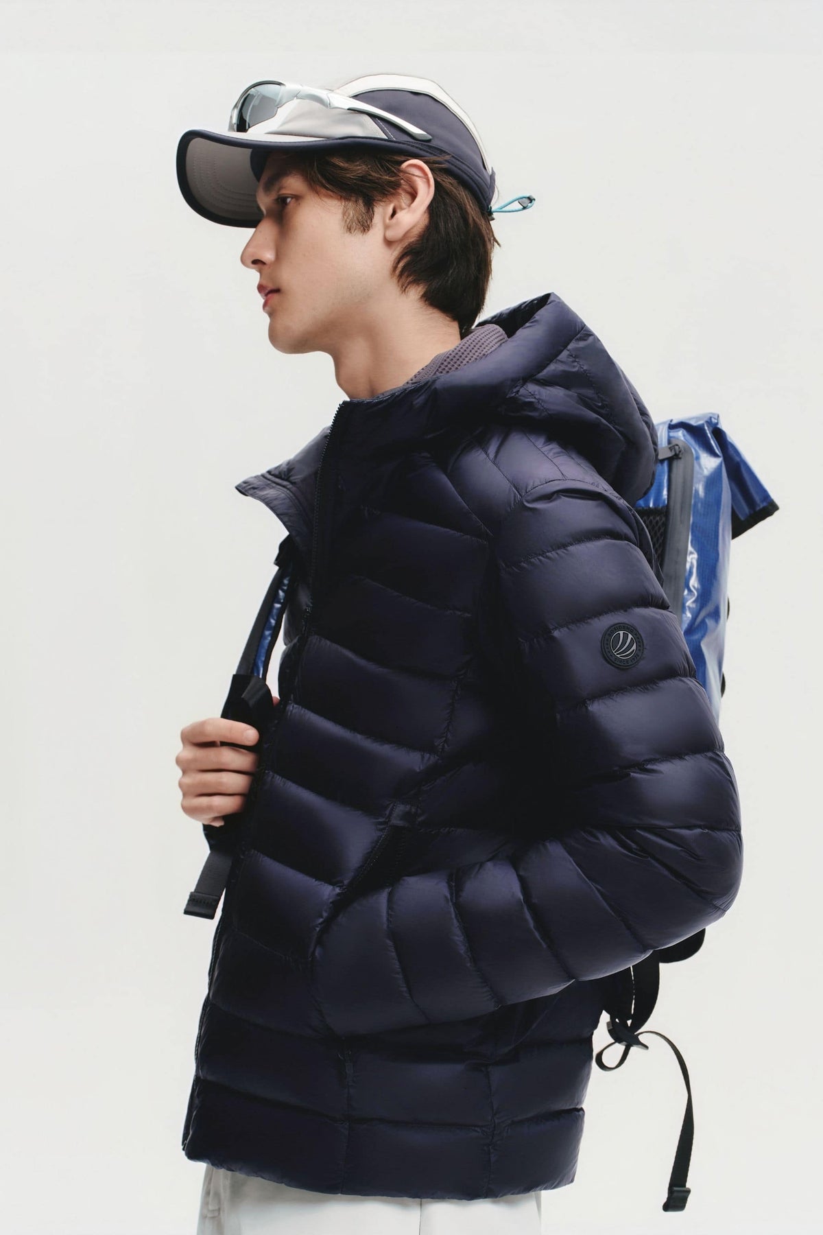 Mens Water-Repellent Goose Down Jacket W/ Hood 037M