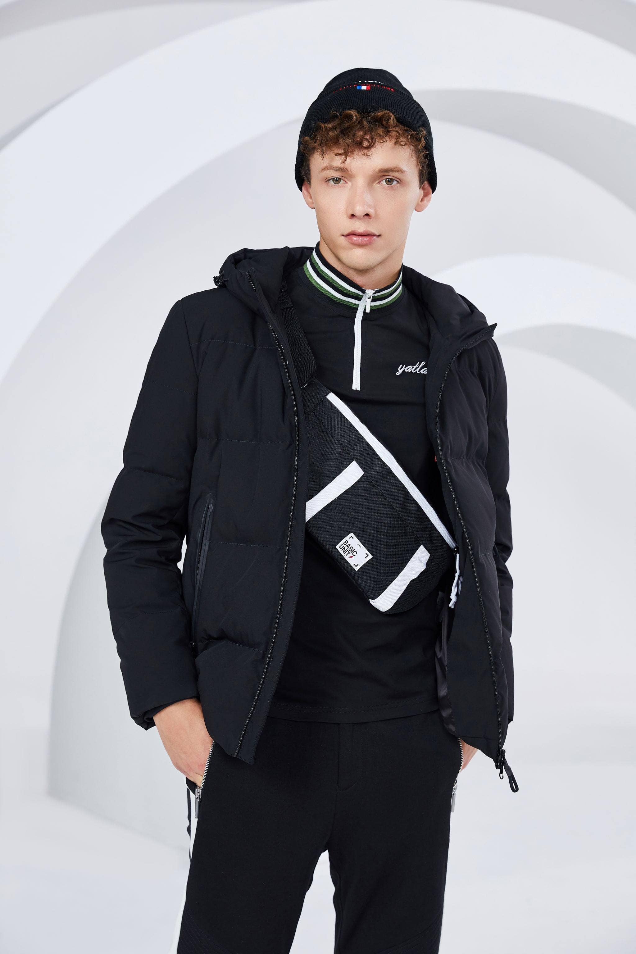 BOSIDENG Hooded Down Jacket S / Black