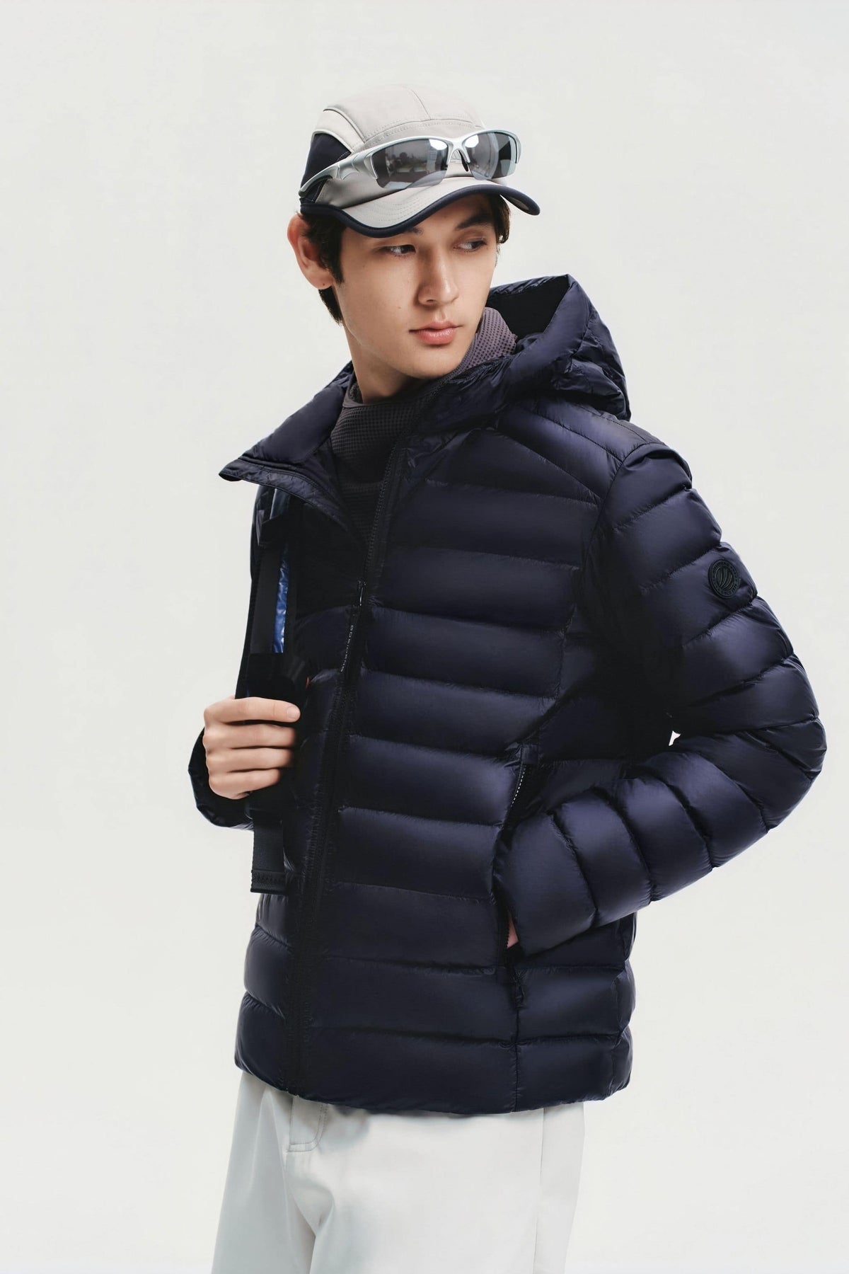 Mens Water-Repellent Goose Down Jacket W/ Hood 037M