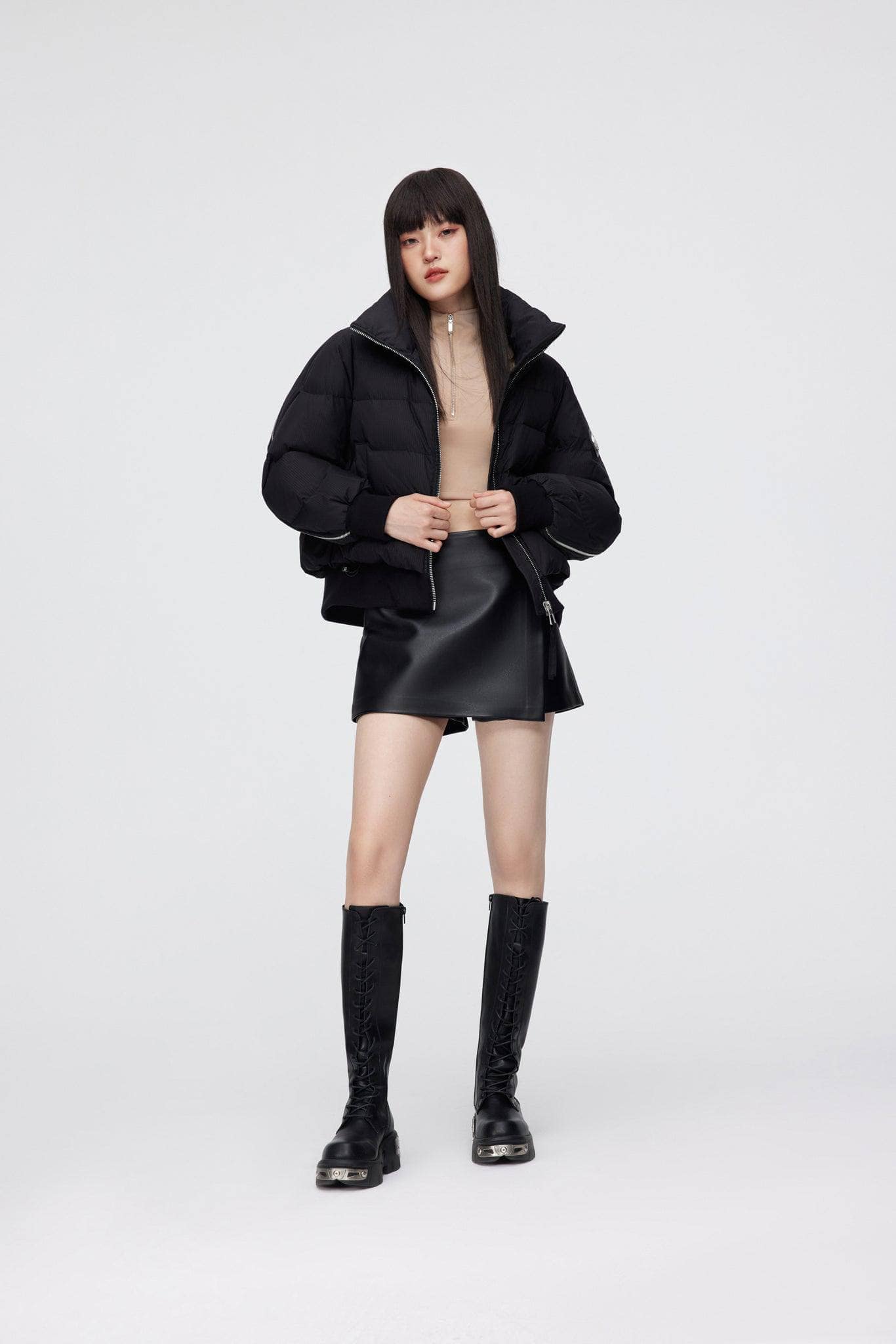 BOSIDENG 2022 Short Down Jacket With Standing Collar Jacket 4 / Black