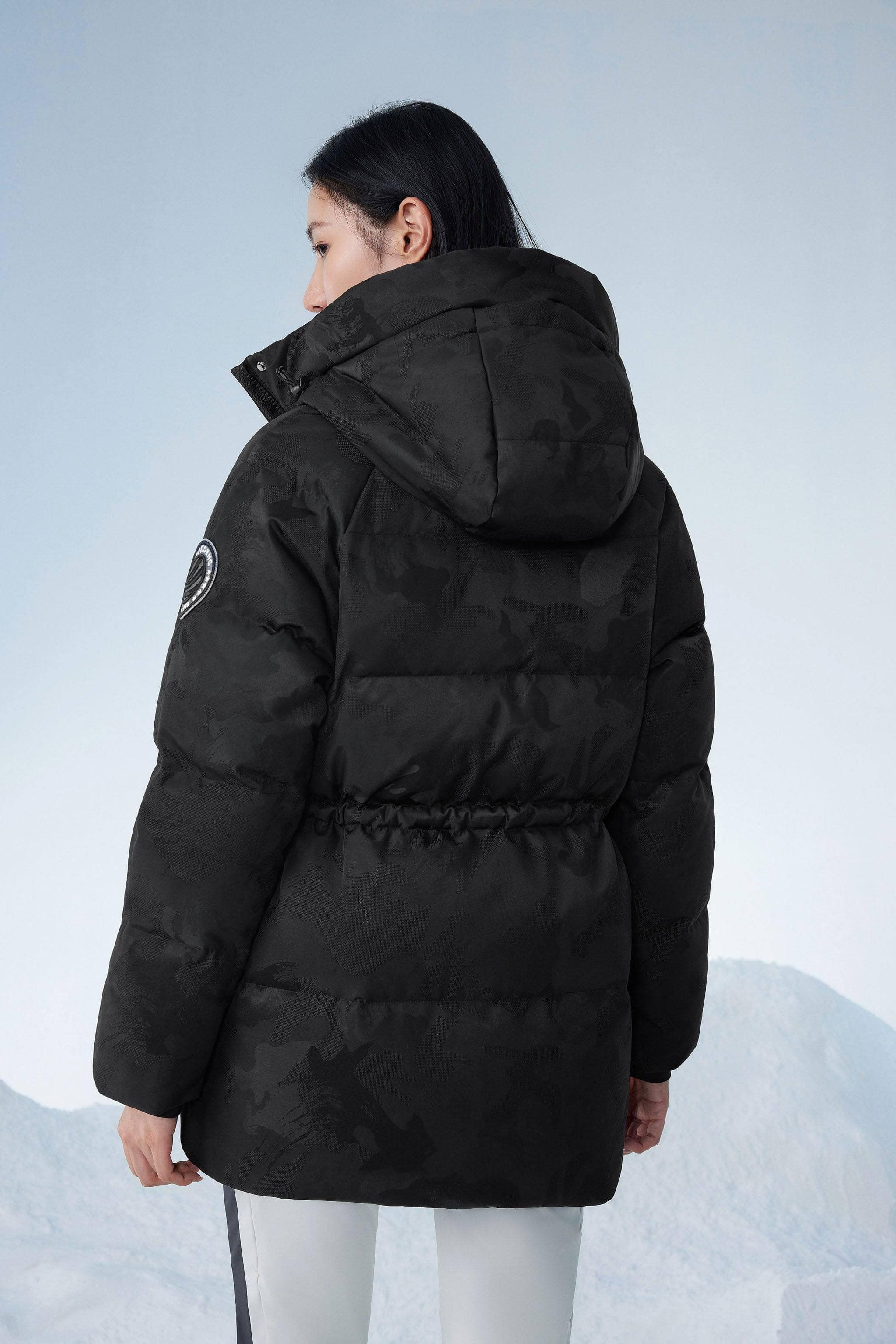 BOSIDENG 2023 Women's Classic Extreme Goose Down Jacket 2302 Jacket