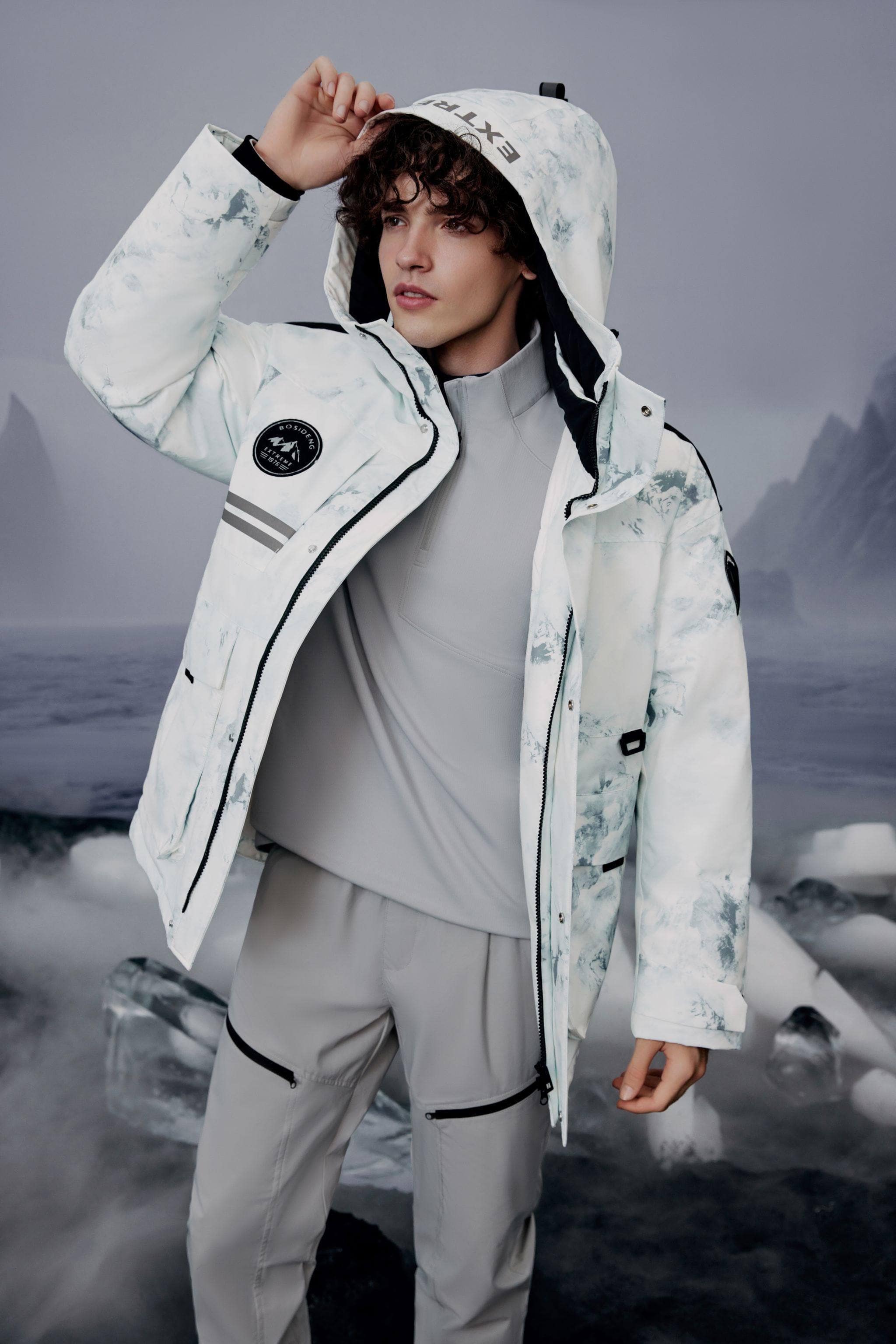BOSIDENG 2023 Men's Light Extreme Goose Down Jacket 2327 Jacket XS / Icy White