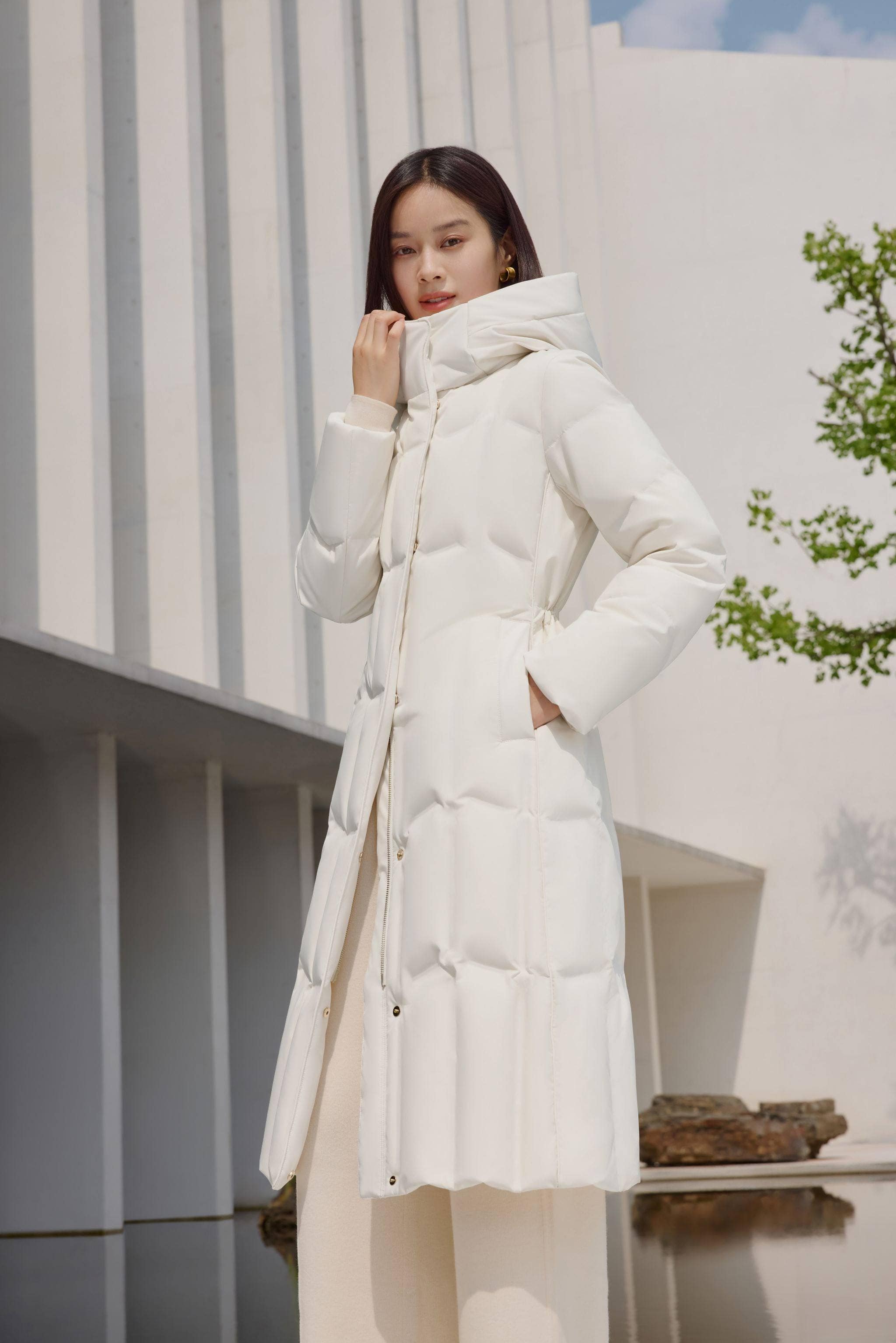 BOSIDENG 2024 Women’s Long Goose Down Coat With Elasticated Waist Coats Cream / 4