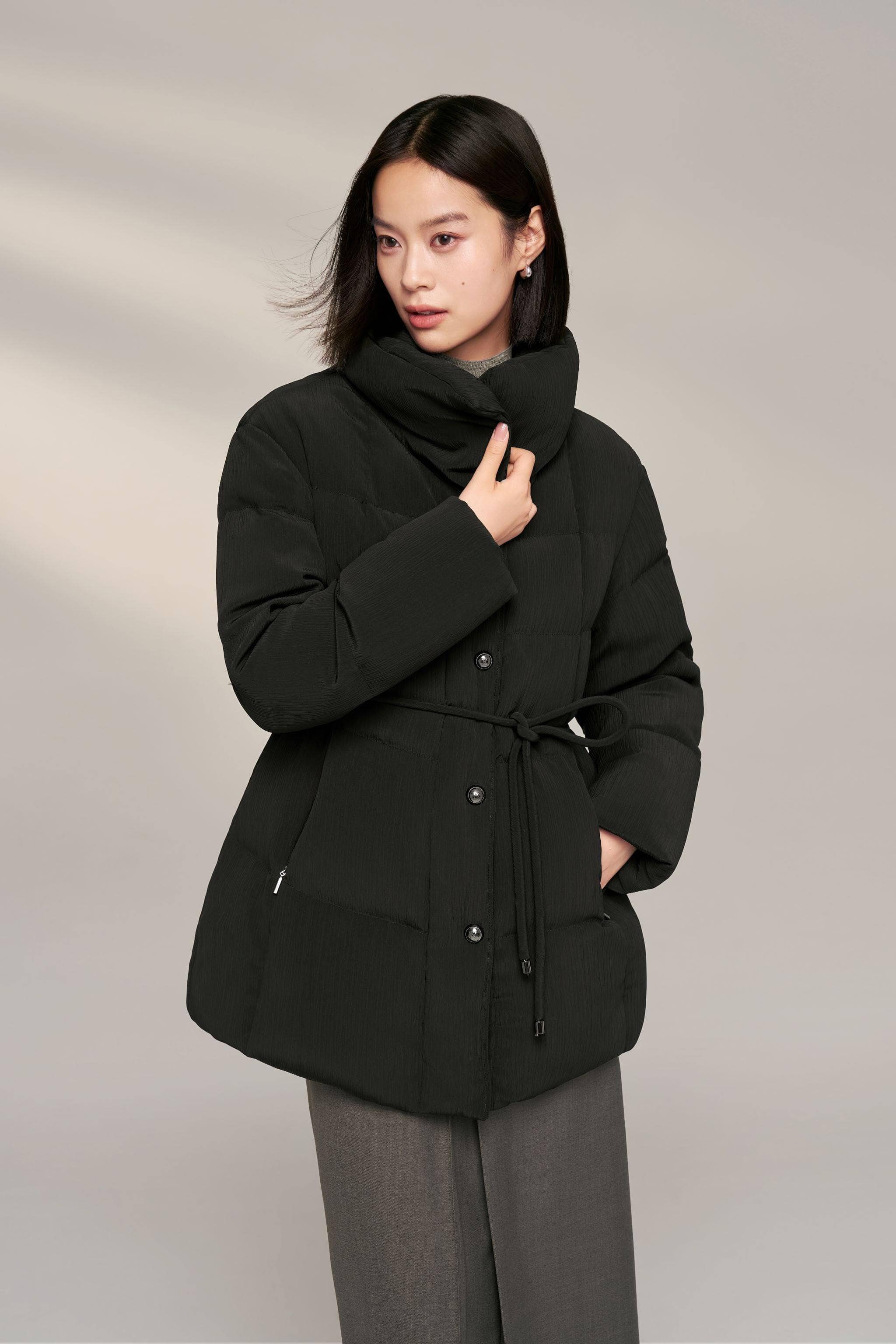 BOSIDENG 2024 Women’s Quiet Luxury Goose Down Trench Coat 4314 Jackets Crepe black / 4