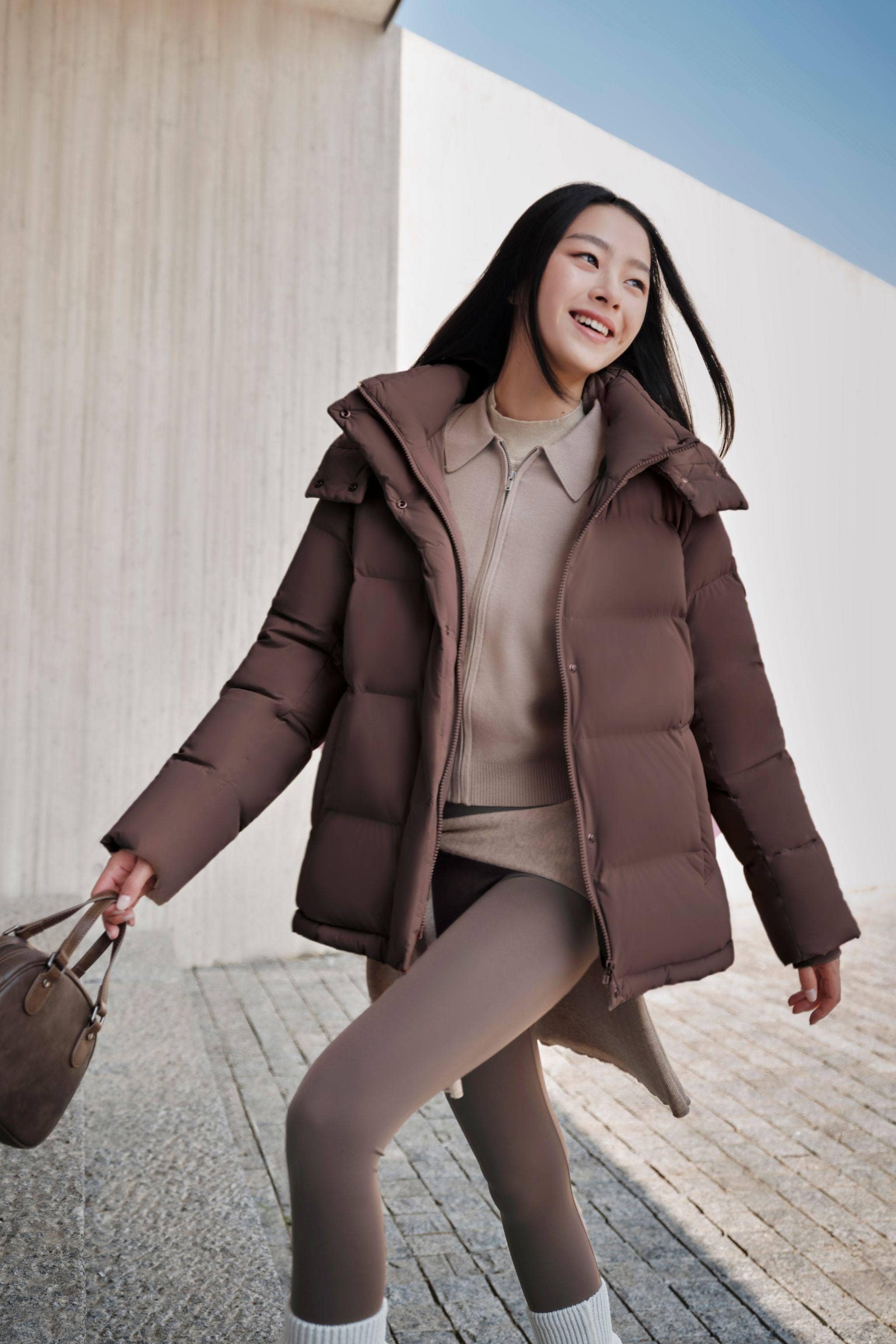 BOSIDENG 2024 Feel the Cloud women’s down jacket with detachable hood Jackets