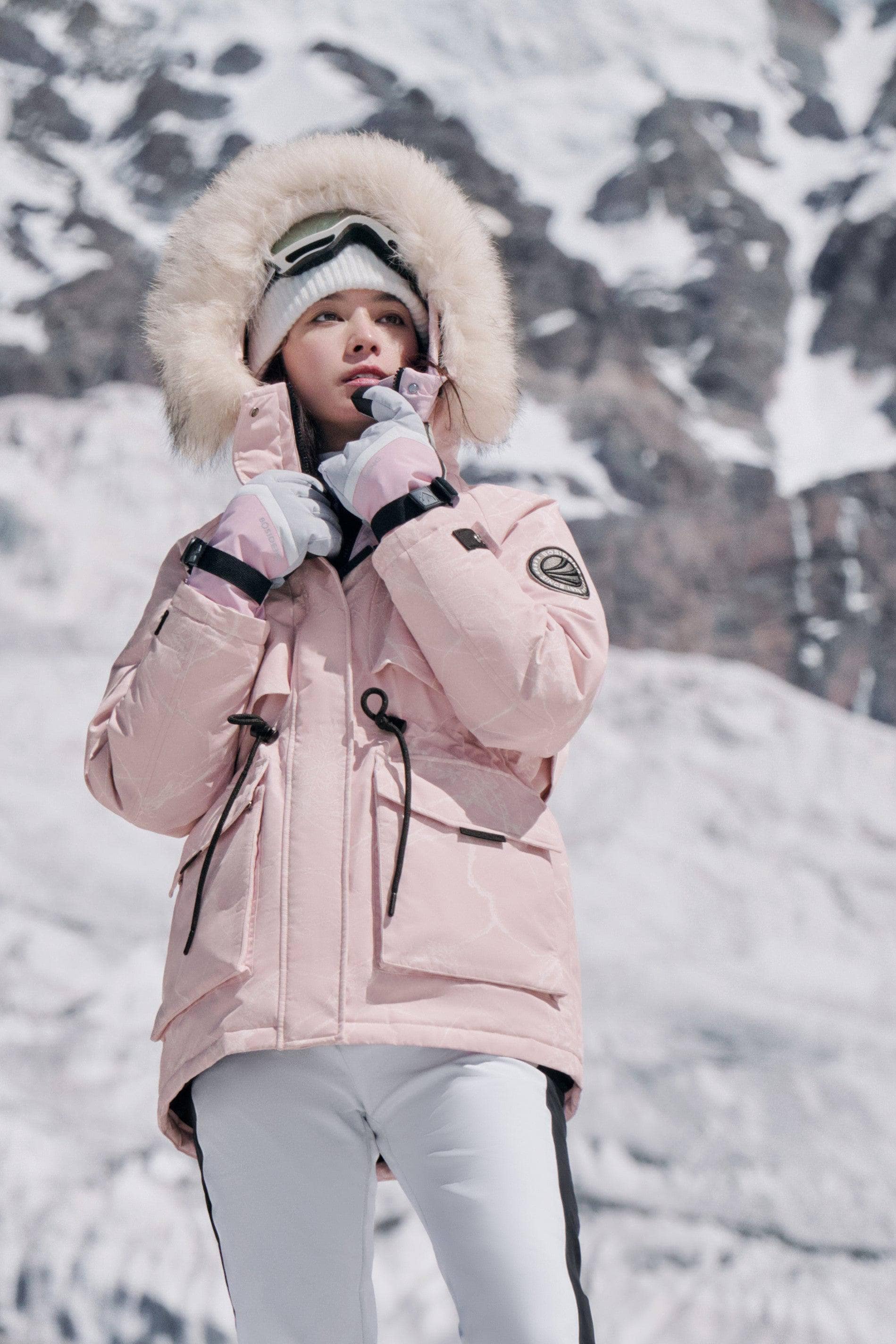 BOSIDENG 2024 Women’s classic extreme goose down jacket with fur hood Jackets Icy pink / 4
