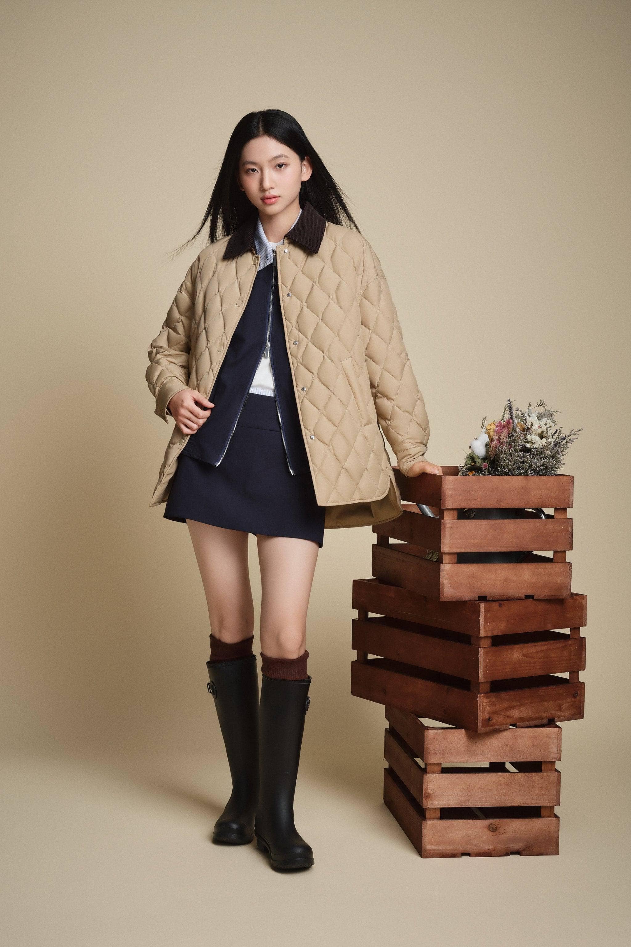 BOSIDENG 2025 Women's Quilted Barn Down Jacket