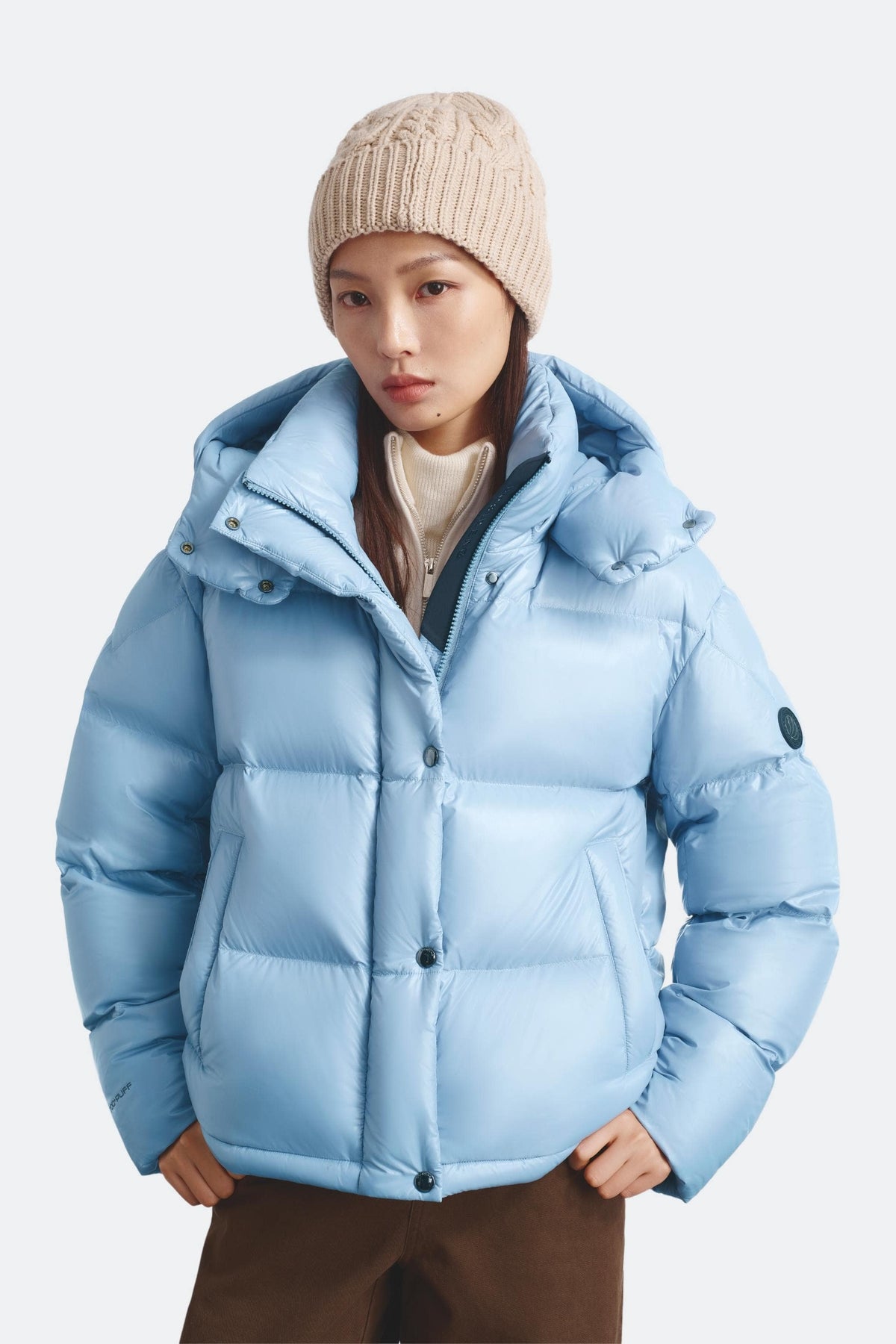 Puff Women's Short Goose Down Jacket with Detachable Hood 114