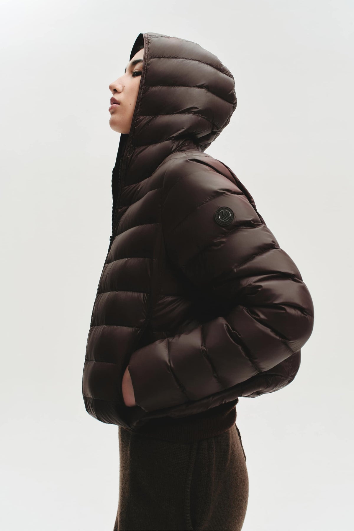 Womens Oversized Goose Down Jacket W/ Hood 054M