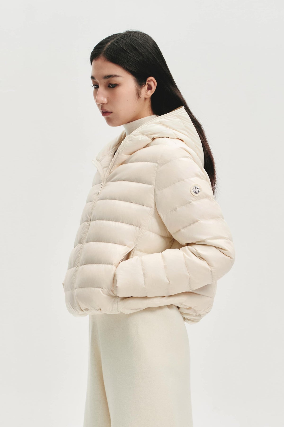 Womens Oversized Goose Down Jacket W/ Hood 054M