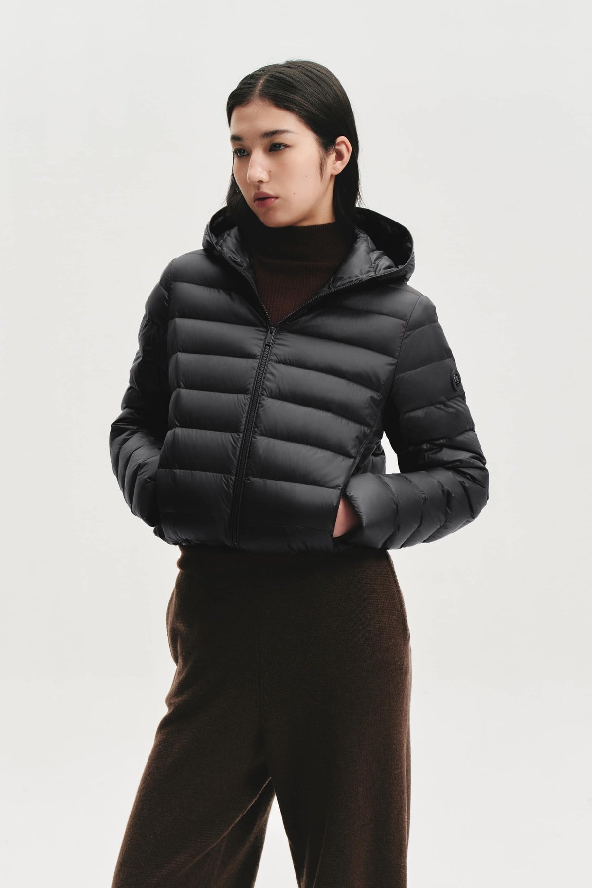 Womens Oversized Goose Down Jacket W/ Hood 054M