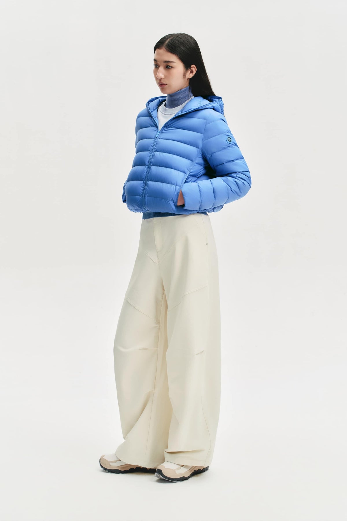 Womens Oversized Goose Down Jacket W/ Hood 054M